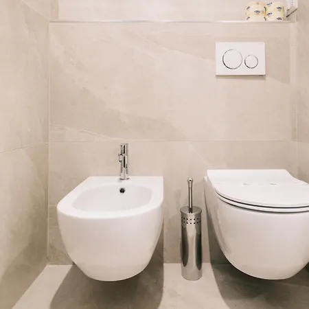 公寓 Apulian Tree - Elegant With Balcony - 巴里